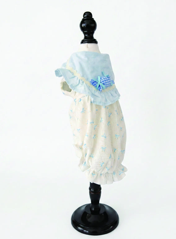 Pale Blue Bear Motif Top, side silhouette