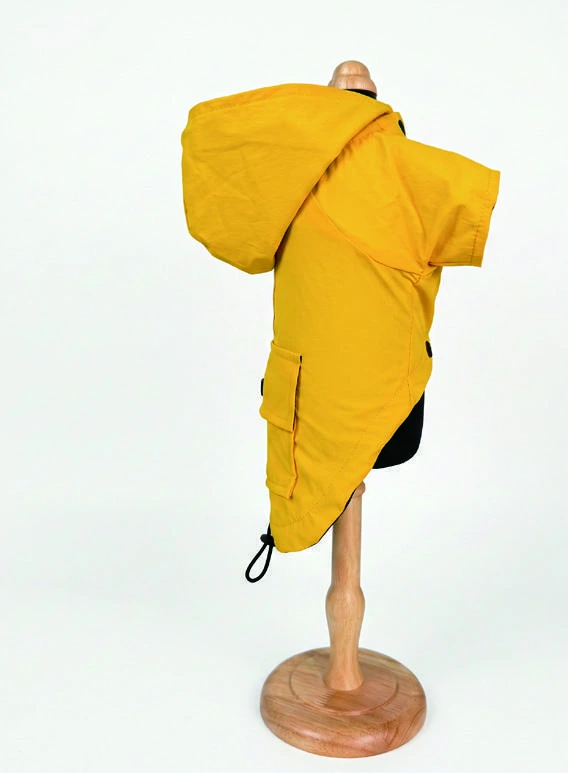 Yellow Zip Layer, side silhouette